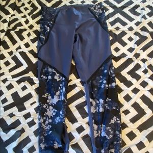 Under Armour Compression Capri Leggings XL